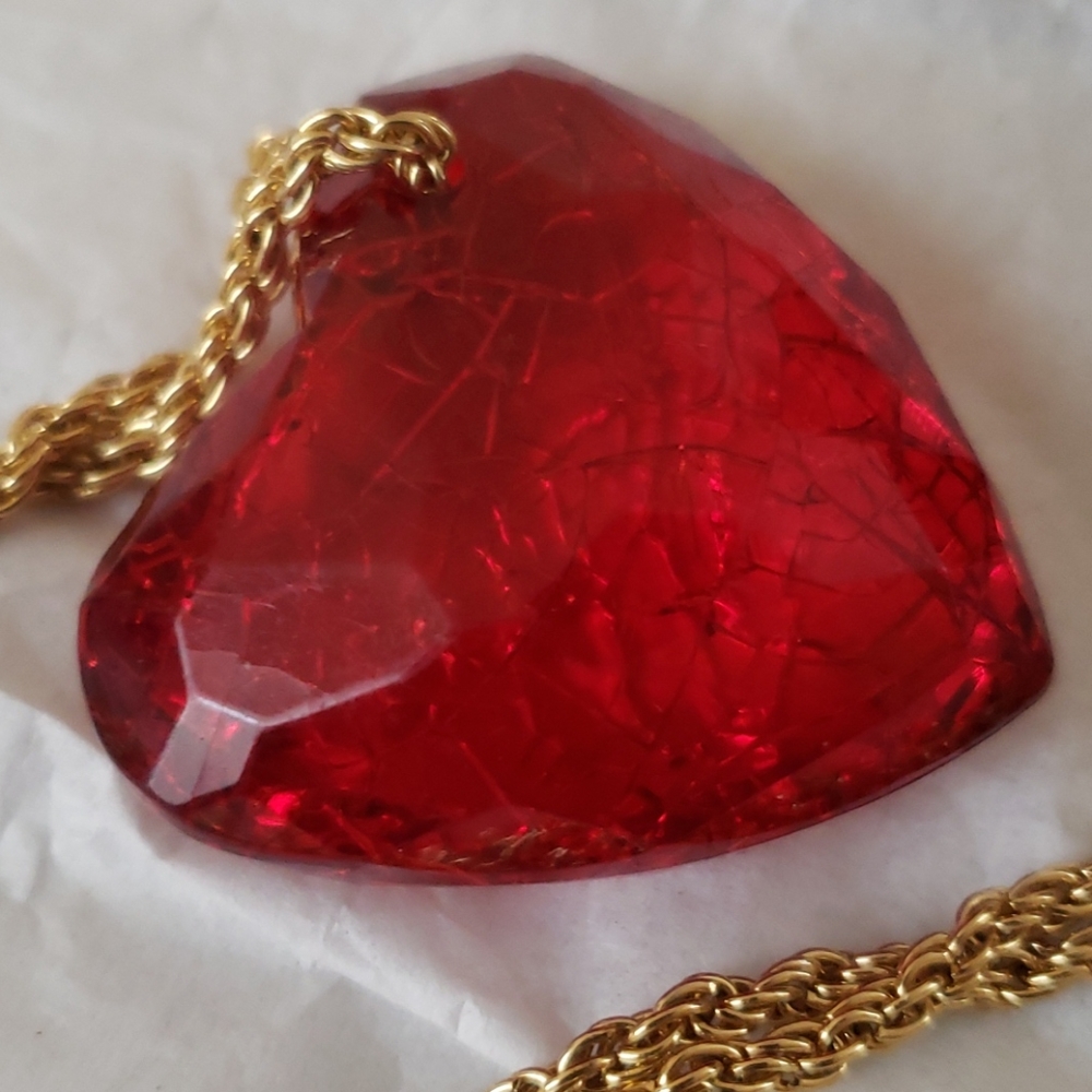 ❤Cool Red Heart❤ - Picture 3 of 4